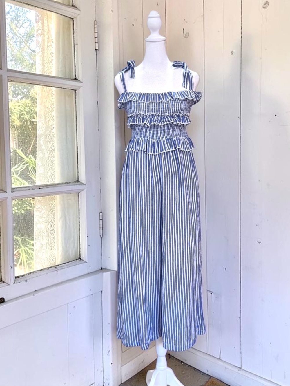Adorable pin striped ruffle smocked tie strap sleeve 100% cotton romper jumpsuit